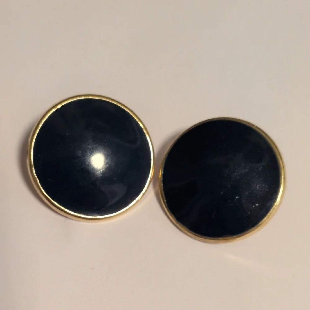 1980s Vintage Navy‎ Blue and Gold Stud Button Earrings